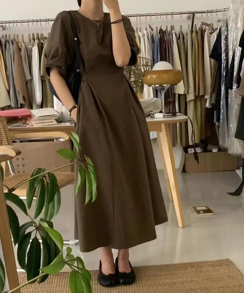MAISON BREEZE(メゾンブリーズ)の「【MAISON BREEZE】フロントリボン ボリュームスリーブワンピース KNF012(ワンピース・レディース・ベージュ/カーキ/ホワイト・FREE)」の4枚目の写真