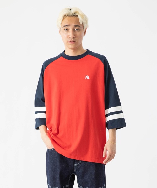XLARGE（エクストララージ）の「OLD ENGLISH HEAVYWEIGHT RAGLAN TEE（Tシャツ/カットソー・メンズ・ネイビー/ブラウン/ブラック・M/XL/L/S）」の8枚目の写真