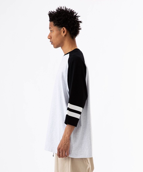 XLARGE（エクストララージ）の「OLD ENGLISH HEAVYWEIGHT RAGLAN TEE（Tシャツ/カットソー・メンズ・ネイビー/ブラウン/ブラック・M/XL/L/S）」の18枚目の写真