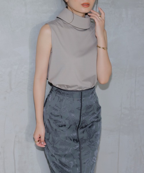 anuans(アニュアンス)の「オパールタイトスカート(スカート・レディース・アイボリー/チャコールグレー/サックスブルー・SMALL/MEDIUM)」の6枚目の写真