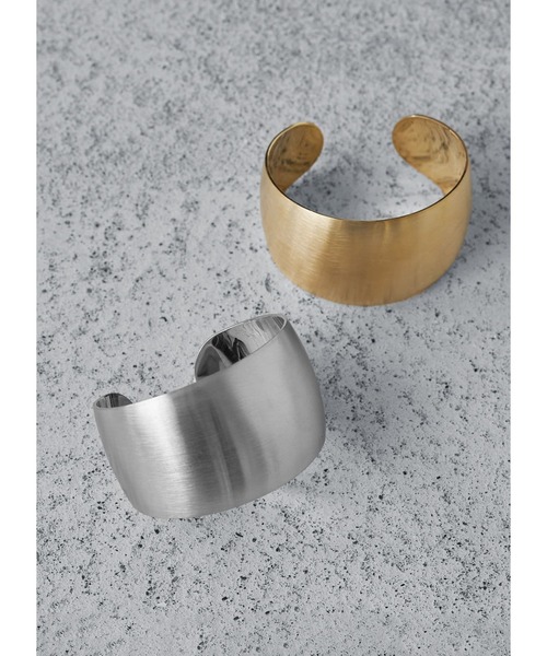 STYLE DELI（スタイルデリ）の「ボリュームメタルバングル（バングル/リストバンド・レディース・シルバー/ゴールド・FREE）」の13枚目の写真