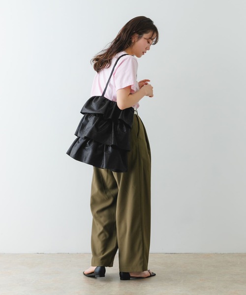 RODE SKO（ロデスコ）の「フリルメタリックトート（トートバッグ・レディース・ブラック/ゴールド/シルバー・ONE）」の20枚目の写真