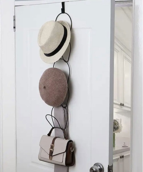 Port（ポート）の「【 5個付き 】帽子 収納 ラック / マルチ収納 / 壁掛け収納 / コレクションラック（収納グッズ・レディース・ブラック/ホワイト・FREE）」の4枚目の写真