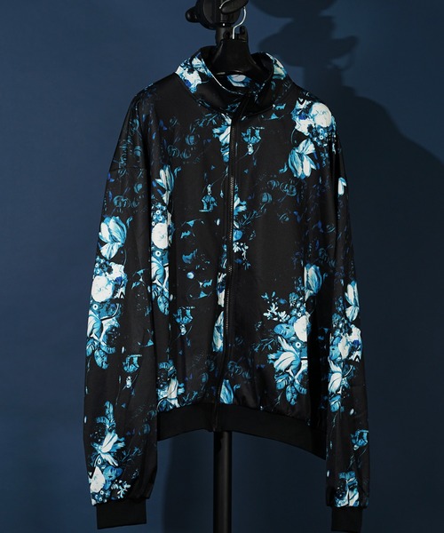 unrelaxing（アンリラクシング）の「オーバーサイズトラックジャケット(セットアップ可)（ブルゾン・メンズ・ブラック系1/ネイビー系2/ブラック×ブラック/ネイビー系1/パープル系2/グリーン系2/ホワイト系2/スミクロ/ブラック系3/ブラウン系2/ブラウン系1/ブラック系2/ブラック×パープル/グリーン系1/ホワイト系1/ブラック系4/ベージュ系2/ホワイト×パープル/ブルー系2/ダークブラック/ブラック系その他/ブラック系その他3/ブラック×ブルー/ブラック×ピンク/ブラウン系3/ダークグリーン系6/P/ブラック系5/ブラック系6/ブラック系9/チャコールグレー×ブラック/ダークオリーブ/ブルー系6/その他26/N/ホワイト×エメラルドグリーン/グレー系その他2/その他35/パイソン/D/ライトホワイト/ライトブラック/ブラック系その他6/ダークグリーン系/ライトグリーン系1/ブルー系5/チェリーレッド/A・FREE）」の21枚目の写真