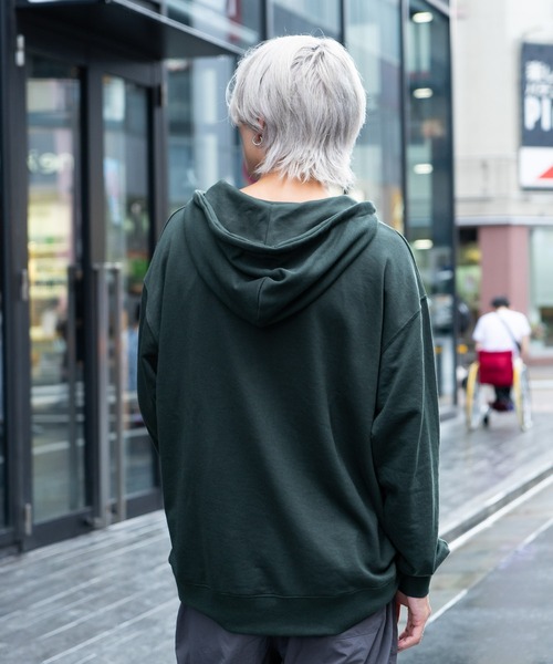 【FILA/フィラ】カレッジワッペン ビッグシルエット ドロップショルダー フーディー パーカー(パーカー)|FILA(フィラ) 【FILA/フィラ】カレッジワッペン ビッグシルエット ドロップショルダー フーディー パーカー(パーカー)|FILA(フィラ)