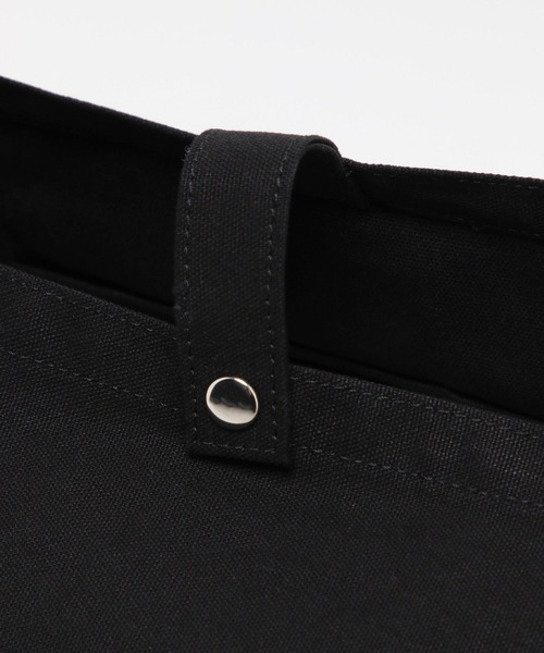 LAKOLE（ラコレ）の「キャンバスフラップショルダーバッグ / 976575（ショルダーバッグ・レディース・グレー/ブラック/ナチュラル・FREE）」の12枚目の写真