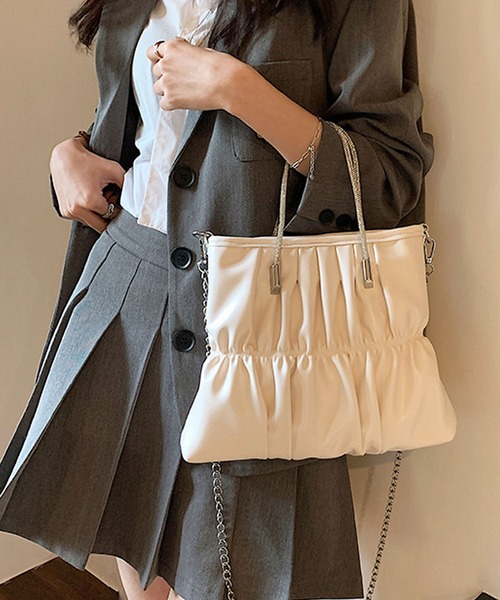 florist（フローリスト）の「【煌めくラインストーンハンドル】2WAY レザータッチギャザーハンドバッグ/ショルダーバッグ（ハンドバッグ・レディース・ピンク/ホワイト/シルバー/ラベンダー/ミント/ブラック・FREE）」の8枚目の写真