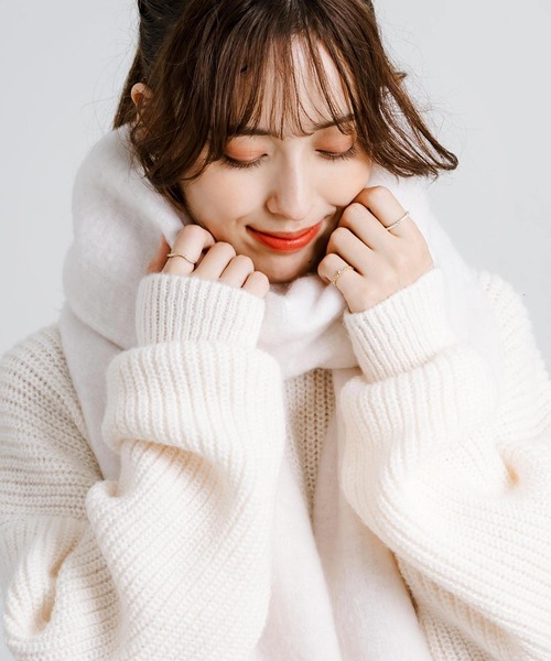 Rocky Monroe(ロッキーモンロー)の「ウールライク ボリュームフリンジマフラー 無地(マフラー・メンズ・オフホワイト/グレイッシュベージュ/ブラック/モカ/ホワイト/ダークグレー/オレンジ・FREE)」の3枚目の写真