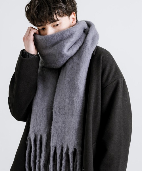Rocky Monroe(ロッキーモンロー)の「ウールライク ボリュームフリンジマフラー 無地(マフラー・メンズ・オフホワイト/グレイッシュベージュ/ブラック/モカ/ホワイト/ダークグレー/オレンジ・FREE)」の5枚目の写真