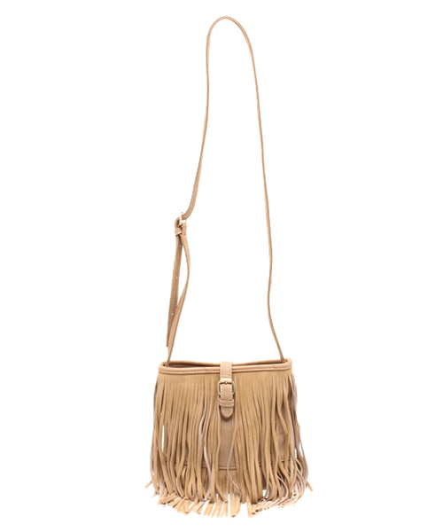mystic（ミスティック）の「縦長フリンジショルダー（ショルダーバッグ・レディース・キャメル/ベージュ/ブラック・ﾌﾘ-）」の3枚目の写真