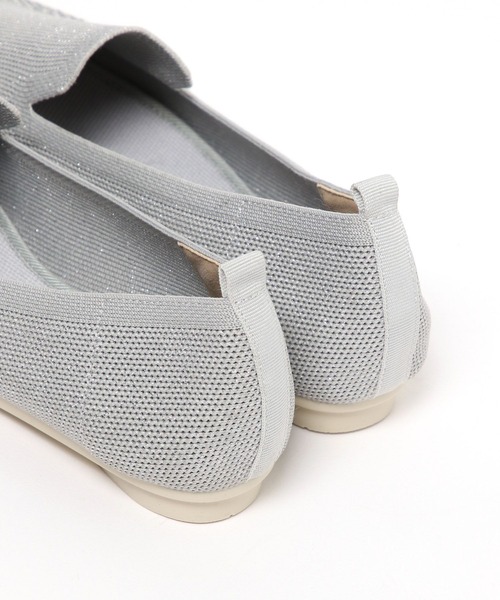 GLOBAL WORK(グローバルワーク)の「らくっション洗えるフィットローファー/991743(ローファー・レディース・シルバー/ブラック/アイボリー・LARGE/SMALL/MEDIUM)」の11枚目の写真