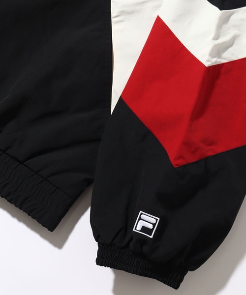 FILA(フィラ)の「【FILA/フィラ】切り替え カラーフードアノラック(ナイロンジャケット・メンズ・ブラウン/ブルー/ブラック・M/LL/L)」の15枚目の写真
