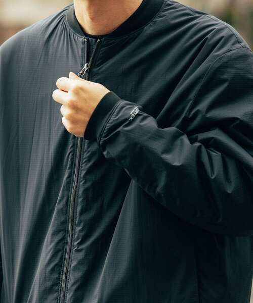 EKAL（エカル）の「『速乾/撥水』PERTEX マウンテンジップジャケット（その他アウター・メンズ・グレー/ブラック・MEDIUM/LARGE）」の3枚目の写真