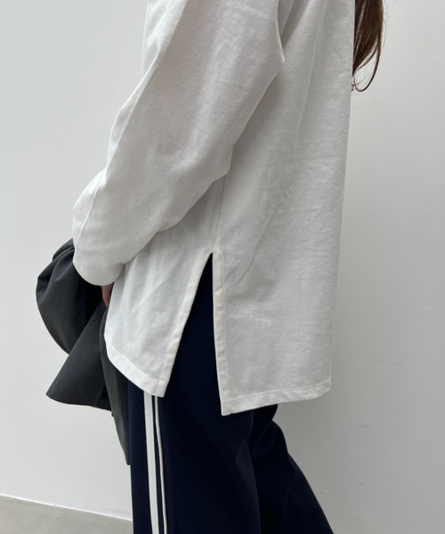 y/m（イム）の「前後2WAYサイドスリットロゴロンT（Tシャツ/カットソー・レディース・ブラック/ホワイト・FREE）」の9枚目の写真