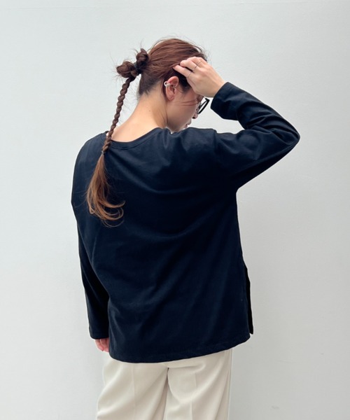 y/m（イム）の「前後2WAYサイドスリットロゴロンT（Tシャツ/カットソー・レディース・ブラック/ホワイト・FREE）」の21枚目の写真