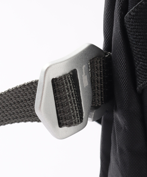 JOURNAL STANDARD(ジャーナルスタンダード)の「SEALSON / シールソン Crossbody Bag M2(ショルダーバッグ・メンズ・ブラック・FREE)」の18枚目の写真