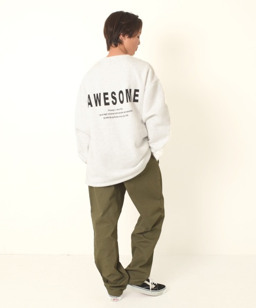 GLAZOS（グラソス）の「【大人向けサイズあり】裏起毛・バックプリントトレーナー（スウェット・キッズ・オートミール・160cm/170cm/150cm/140cm/130cm）」の3枚目の写真