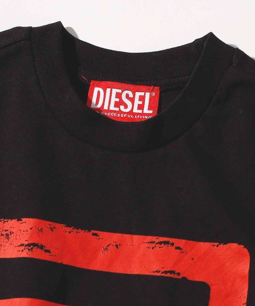 DIESEL KIDS(ディーゼルキッズ)の「DIESEL(ディーゼル)Kids & Junior ブランドロゴ半袖Tシャツカットソー(Tシャツ/カットソー・キッズ・ライトピンク/ブルー/ダークグリーン/ブラック・16Y/14Y/12Y/10Y/8Y/6Y/4Y)」の7枚目の写真