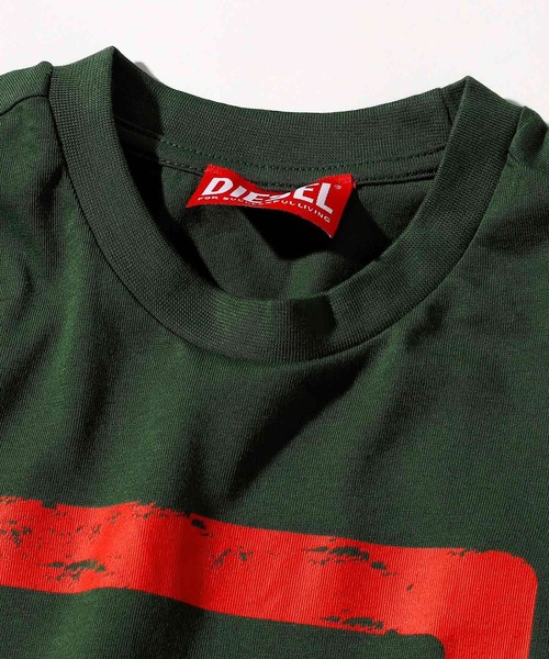 DIESEL KIDS(ディーゼルキッズ)の「DIESEL(ディーゼル)Kids & Junior ブランドロゴ半袖Tシャツカットソー(Tシャツ/カットソー・キッズ・ライトピンク/ブルー/ダークグリーン/ブラック・16Y/14Y/12Y/10Y/8Y/6Y/4Y)」の13枚目の写真