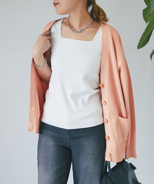 un dix cors（アンディコール）の「スクエアーニットタンクトップ（タンクトップ・レディース・オフホワイト/チャコールグレー/ブラック・FREE）」の6枚目の写真