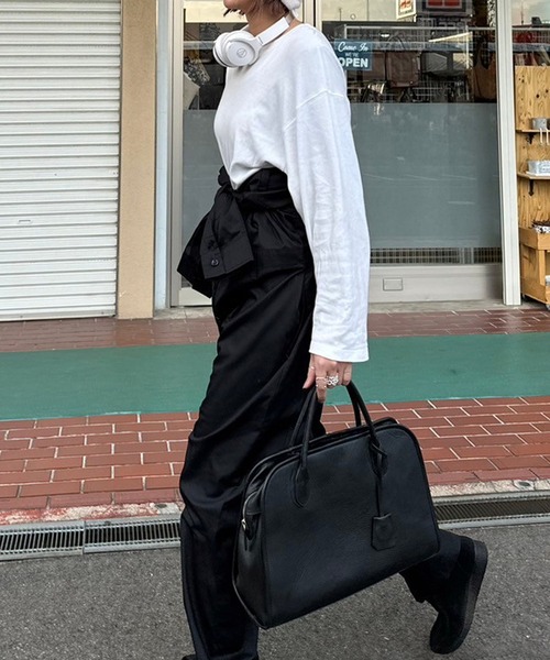 Bonjour Sagan（ボンジュールサガン）の「ビッグシルエットジャンプ