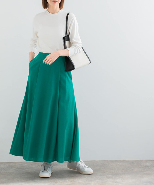 URBAN RESEARCH ROSSO WOMEN（アーバンリサーチ　ロッソ）の「リネン混タックロングスカート（スカート・レディース・ブラック/ホワイト/グリーン・FREE）」の3枚目の写真