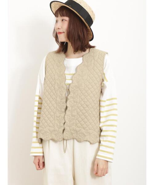 Samansa Mos2（サマンサ モスモス）の「【India crafts】花刺繍キルトベスト（ベスト・レディース・カーキ/チャコールグレー/キナリ/ラベンダー・F）」の21枚目の写真