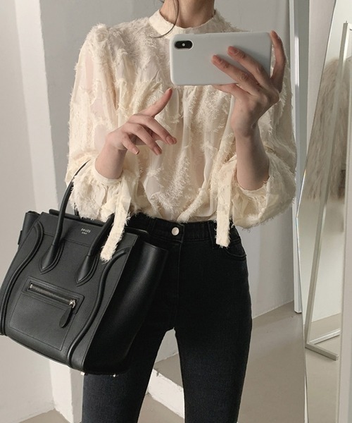 LAFFMO（ラフモ）の「リボン袖ジャガードブラウス（シャツ/ブラウス・レディース・ベージュ/ピンク・F）」の12枚目の写真