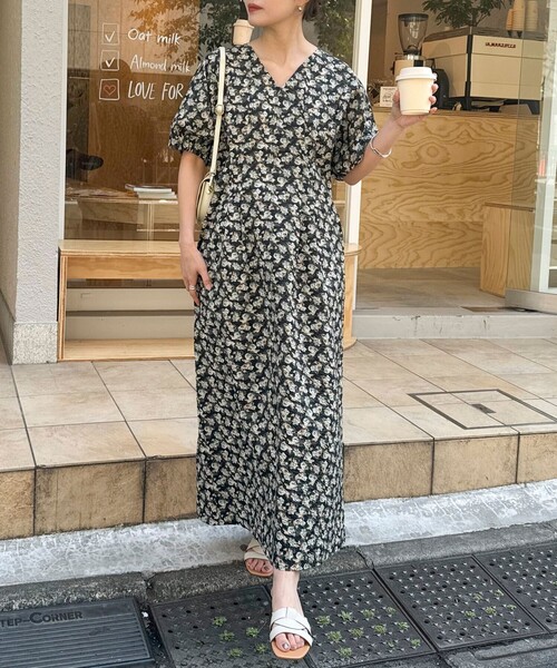 fredy emue(フレディエミュ)の「コットンリップルシェイプワンピース(ワンピース・レディース・レッド/ブラック/ブラック系その他・36/38)」の3枚目の写真