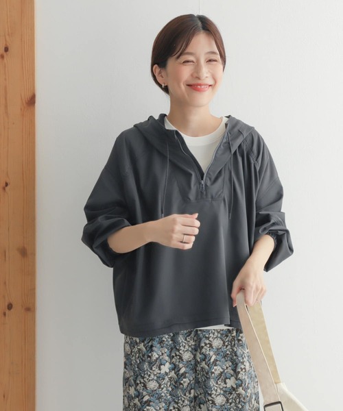 URBAN RESEARCH DOORS(アーバンリサーチドアーズ)の「add fabricsフードプルオーバー(その他アウター・レディース・ホワイト系その他/チャコールグレー・MEDIUM)」の14枚目の写真