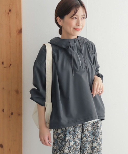 URBAN RESEARCH DOORS(アーバンリサーチドアーズ)の「add fabricsフードプルオーバー(その他アウター・レディース・ホワイト系その他/チャコールグレー・MEDIUM)」の19枚目の写真