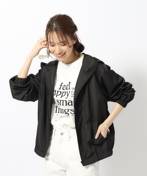 SHOO・LA・RUE（シューラルー）の「◆【洗える/気温対策】軽くてやわらか エアリー フーディーブルゾン（ブルゾン・レディース・ブラック/カーキ/ベージュ・02/04/03）」の4枚目の写真