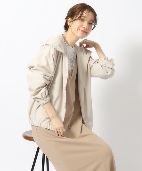 SHOO・LA・RUE（シューラルー）の「◆【洗える/気温対策】軽くてやわらか エアリー フーディーブルゾン（ブルゾン・レディース・ブラック/カーキ/ベージュ・02/04/03）」の12枚目の写真