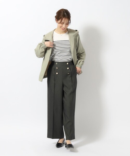 SHOO・LA・RUE（シューラルー）の「◆【洗える/気温対策】軽くてやわらか エアリー フーディーブルゾン（ブルゾン・レディース・ブラック/カーキ/ベージュ・02/04/03）」の17枚目の写真