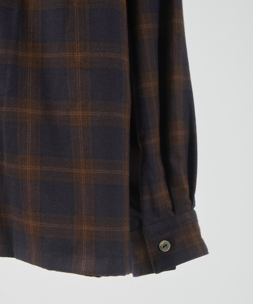 And A（アンドエー）の「And A アンドエー / WOOL BLEND OPEN COLLAR L/S CHECK SHIRT JACKET ウールブレンドオープンカラーシャツ / AA-S24M002（シャツ/ブラウス・メンズ・パープル/ブラウン・1/2）」の4枚目の写真