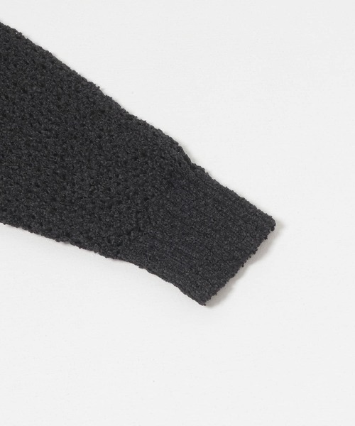 URBAN RESEARCH（アーバンリサーチ）の「透かし編みVカーディガン（ニット/セーター・メンズ・アイボリー/ブラック・MEDIUM/LARGE）」の21枚目の写真