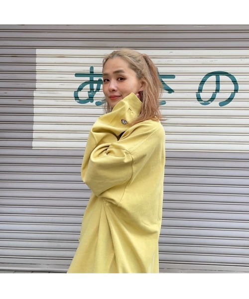 fridge(フリッジ)の「【evcon × fridge】フリッジ エビコン 10周年記念 evcon×fridge PIGMENT WIDE L/S T-SHIRT(Tシャツ/カットソー・メンズ・アッシュグレー/スモークピンク/ネイビー/イエロー/グリーン・2/3/4)」の4枚目の写真