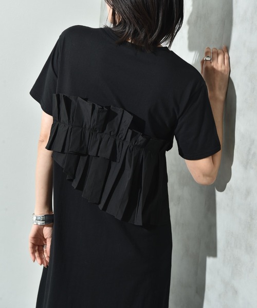 INTERPLANET（インタープラネット）の「異素材プリーツデザインカットワンピース（ワンピース・レディース・グレー/ブラック/ネイビー系・FREE）」の11枚目の写真