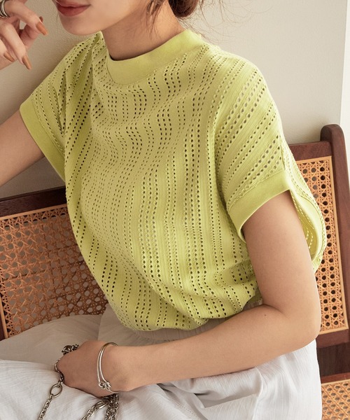 CHAN ME(チャンミ)の「アイレットプチハイネックプルオーバー(Tシャツ/カットソー・レディース・ブラック/イエロー/ホワイト・X-LARGE/LARGE/MEDIUM)」の3枚目の写真
