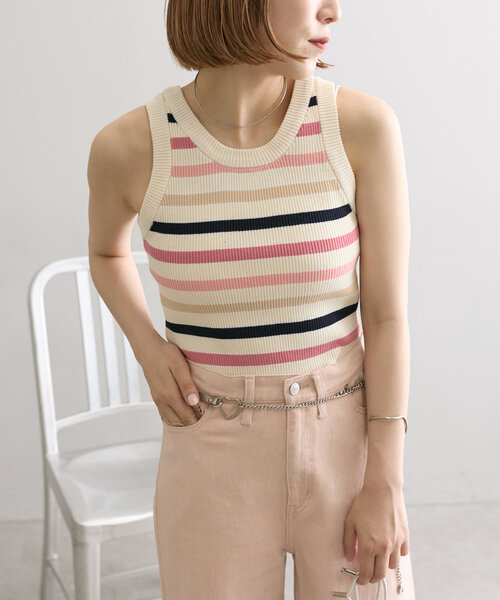 mystic（ミスティック）の「【WEB限定カラーあり】配色ニットタンク（タンクトップ・レディース・ブラック系その他/オフホワイト/ブラック/ブルー/イエロー/ピンク/ベージュ/グリーン/オリーブ・FREE）」の10枚目の写真