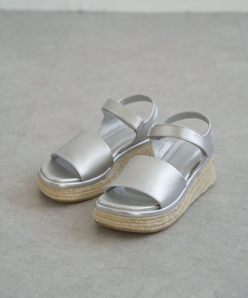 notch.(ノッチ)の「ジュートウエッジサンダル(サンダル・レディース・オフホワイト/ブラック/シルバー系・M/L)」の3枚目の写真