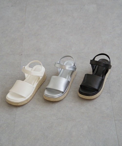 notch.(ノッチ)の「ジュートウエッジサンダル(サンダル・レディース・オフホワイト/ブラック/シルバー系・M/L)」の8枚目の写真
