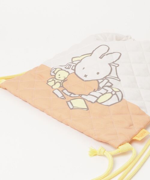 Miffy（ ミッフィー）の「ミッフィー キルトナップサック 単柄 オレンジ ARTW（ハンドバッグ・レディース・マルチ・FREE）」の3枚目の写真