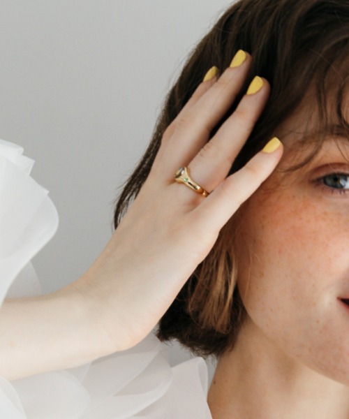 ANU(アヌ)の「happy moon ring - ハッピームーンリング(リング・レディース・シルバー/ゴールド・9号/11号)」の8枚目の写真