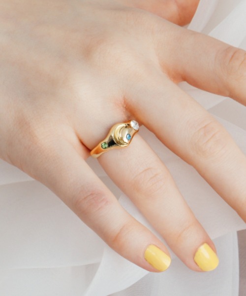 ANU(アヌ)の「happy moon ring - ハッピームーンリング(リング・レディース・シルバー/ゴールド・9号/11号)」の7枚目の写真