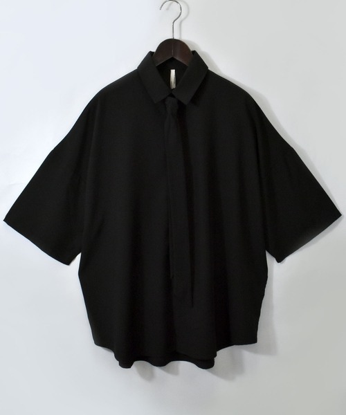 HALHAM（ハルハム）の「PEストレッチネクタイビッグシャツ/レギュラーカラー半袖シャツ（シャツ/ブラウス・メンズ・ダークグレー/ホワイト/ブラック・M/L/XL）」の10枚目の写真