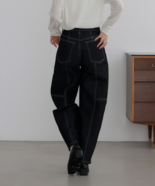 LIAN（リアン）の「センターシームカーブデニムパンツ（デニムパンツ・レディース・グレー/ブラック/ブルー/インディゴブルー・MEDIUM/SMALL）」の11枚目の写真