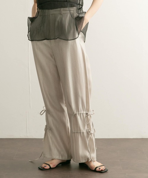 KBF（ケイビーエフ）の「シャイニーリボンパンツ（その他パンツ・レディース・ベージュ/グリーン・ONE）」の2枚目の写真