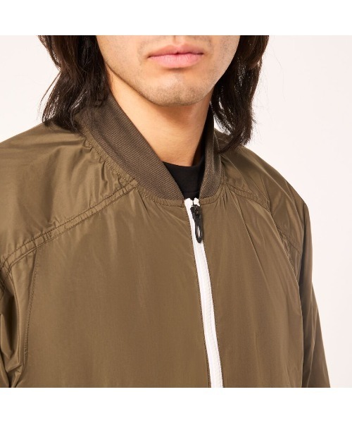OAKLEY(オークリー)の「オークリー ENHANCE LIGHT SHELL JACKET 1.0 / ジャケット/ TRAINING スポーツ・ライフスタイル/ OAKLEY(その他アウター・メンズ・ブラック/ブラウン/ネイビー・L/M/S/XL)」の22枚目の写真