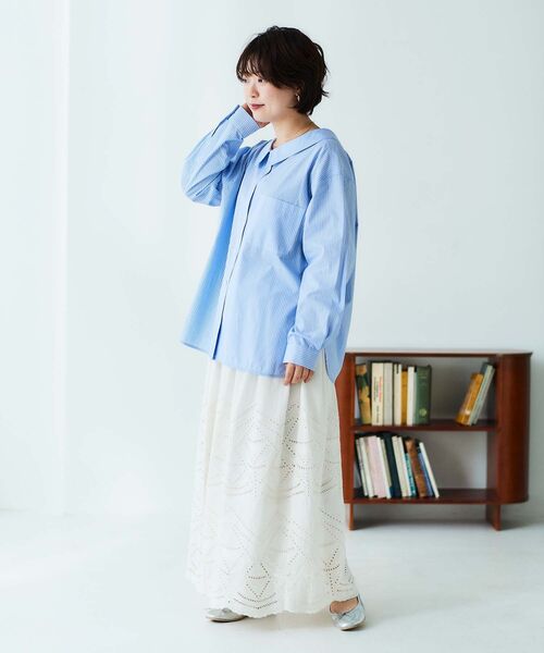 le.coeur blanc（ルクールブラン）の「抜き衿デザインブラウス（シャツ/ブラウス・レディース・ブルー系その他2/オフホワイト・38）」の17枚目の写真